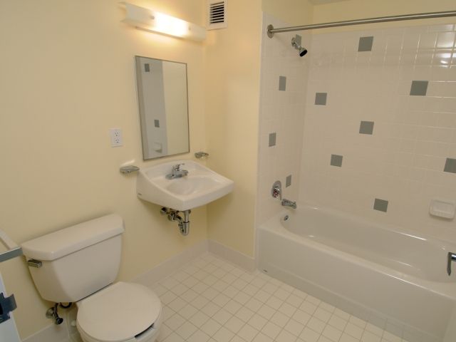 トイレのつまり予防から最新機能まで快適な水回り空間を維持するための総合ガイド
